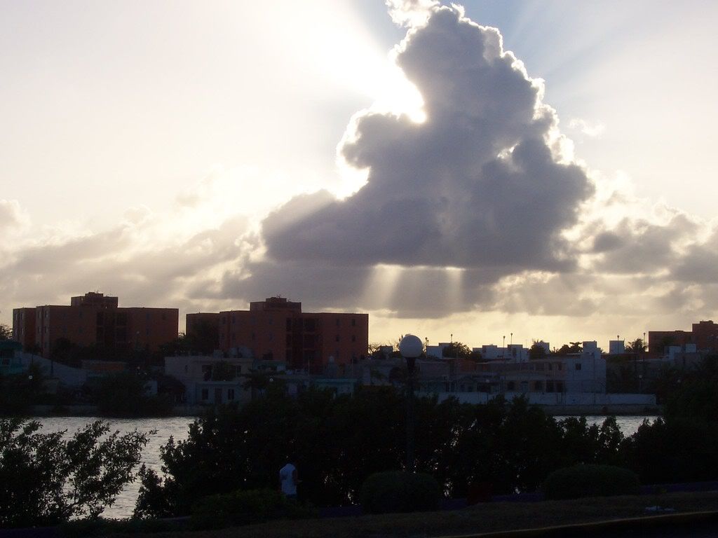 God saying Hola to Isla!