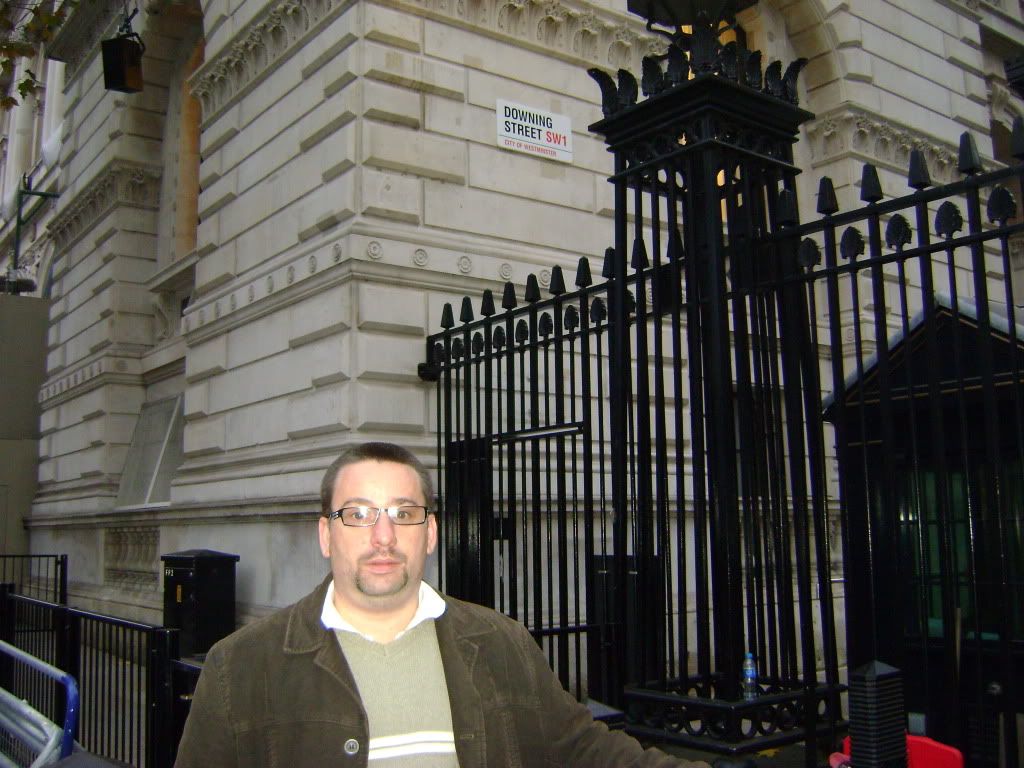 me-atdavehouse.jpg