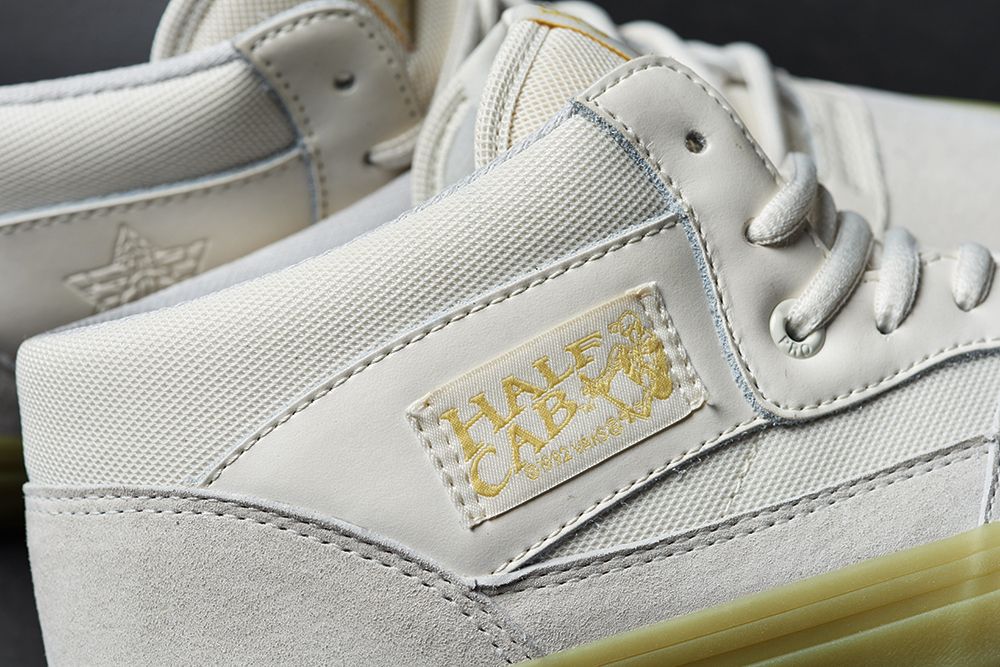 photo FA17_Skate_HalfCabPro_VN0A38CPP9Q_PyrCntWhtGlw_macro1_zpsptosqqd9.jpg