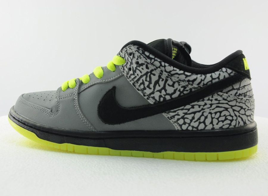 photo nike-sb-dunk-clark-kent-112-3_zps65056ecc.jpg