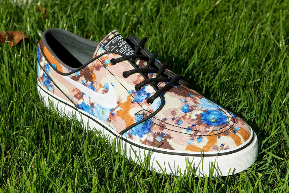 photo nike-sb-stefan-janoski-multi-color-black-photo-blue-digi-camo-3_zpsb2534505.jpg