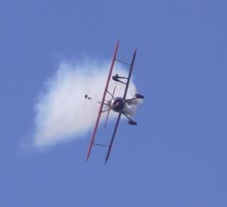 http://i290.photobucket.com/albums/ll247/drrivah1/JYO%20Oct%2023%202010%20Airshow/P1150220AuroraHeadOn.jpg