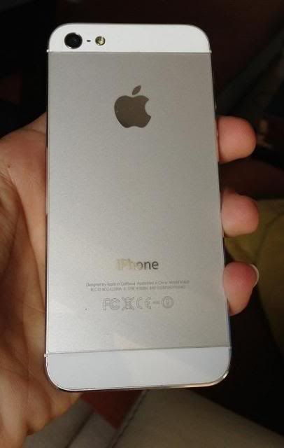 ip5 trắng 16gb lock, nhận hack iCloud ngoài màn hình active all idevice giá 500k .... - 1