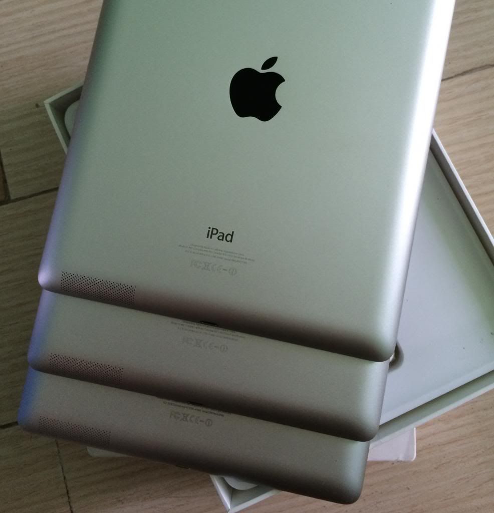 iPad 2 3g+wifi 16gb trắng giá chỉ 6t2.