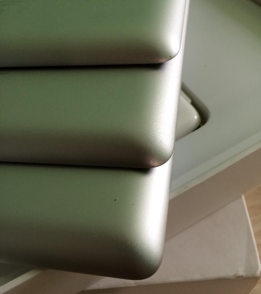 iPad 2 3g+wifi 16gb trắng giá chỉ 6t2. - 1