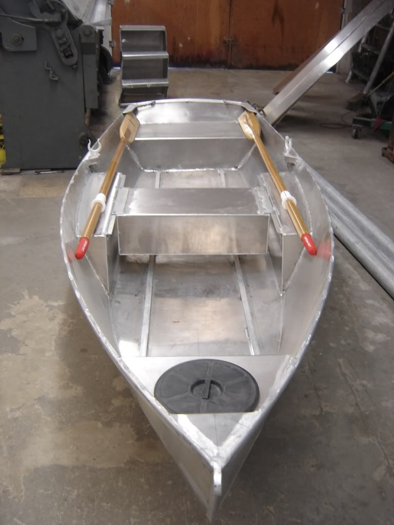 E&D 11' ROWING DORY