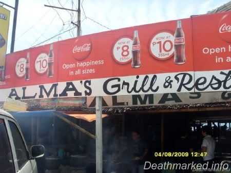 We decided to meet with utols friend at the citys seafood resto area and chose this stall to fill our stomachs. 