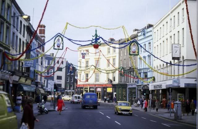 CorkChristmasDecorations.jpg?t=1233186862