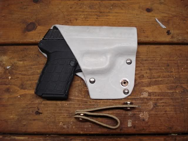 Holster002.jpg