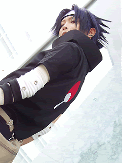 Forum Image: http://i290.photobucket.com/albums/ll254/LOLKI41/trash/sasukecosplay7vq.gif