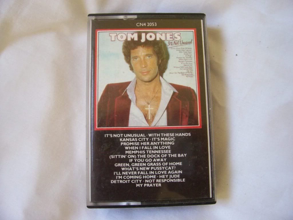Tom Jones - It's Not Unusual Single