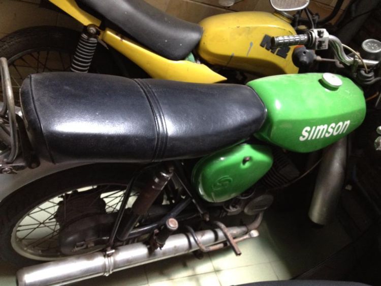 Bán xe simson còn hoạt động tốt , có giấy tờ