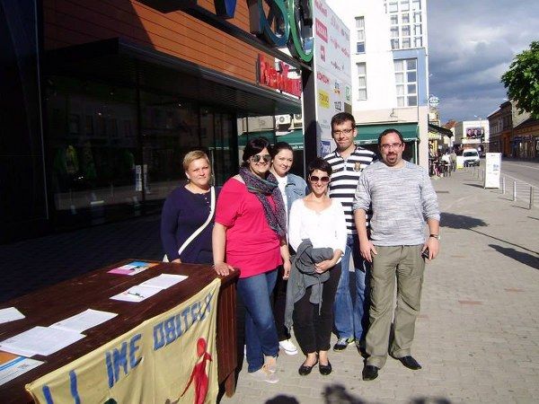  photo volonteri_600x450_zps0afebdc5.jpg