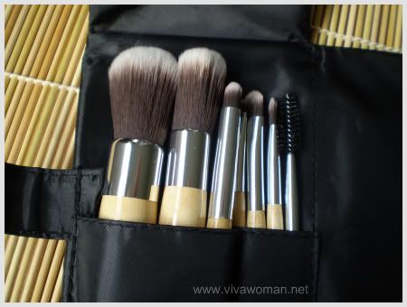 Makeup brush set