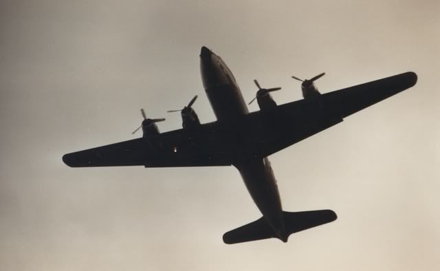 http://i290.photobucket.com/albums/ll260/StudeSteve/Classic%20Aircraft/Propliners%20and%20Skytrucks/K9058530E_1000002.jpg