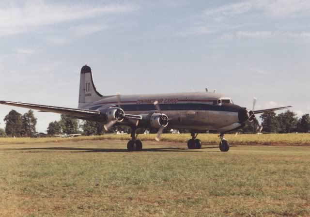 http://i290.photobucket.com/albums/ll260/StudeSteve/Classic%20Aircraft/Propliners%20and%20Skytrucks/K9058530E_1000020.jpg