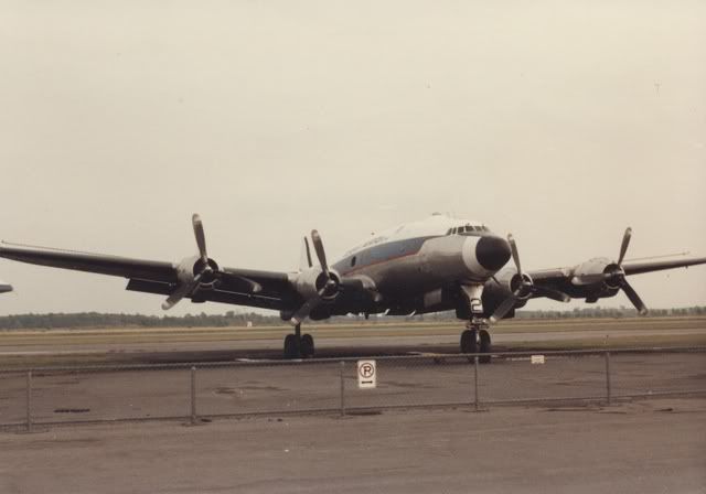 http://i290.photobucket.com/albums/ll260/StudeSteve/Classic%20Aircraft/Propliners%20and%20Skytrucks/K9058530E_1000031.jpg