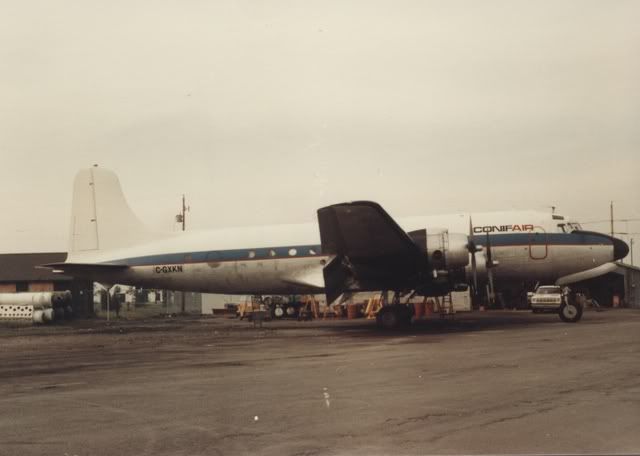 http://i290.photobucket.com/albums/ll260/StudeSteve/Classic%20Aircraft/Propliners%20and%20Skytrucks/K9058530E_1000072.jpg