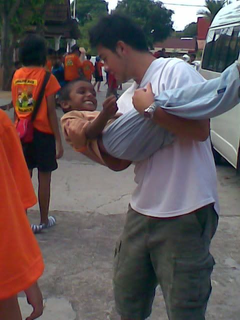 mr chen carry the kids