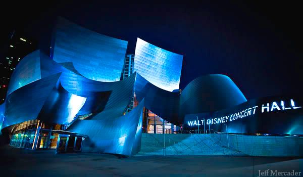 IMAGE: http://i290.photobucket.com/albums/ll261/titaniumsportz/disneyhall.jpg