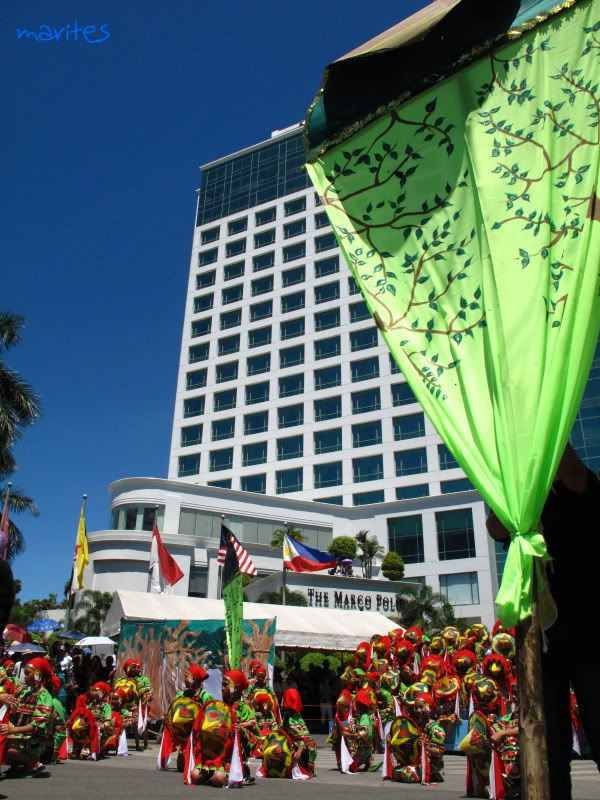 Kadayawan,indak-indak sa kadalanan,Davao City