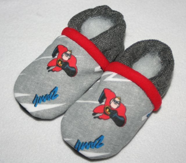 NEW! Bunnyfleece Slippers "Mr. Incredible" Size 7 ready to ship! SALE