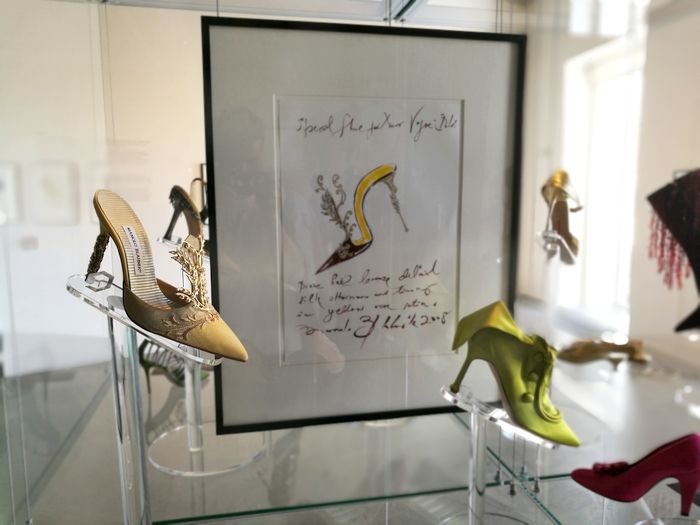  photo Manolo-Blahnik-The-art-of-shoes 17_zpsoopeufzt.jpg