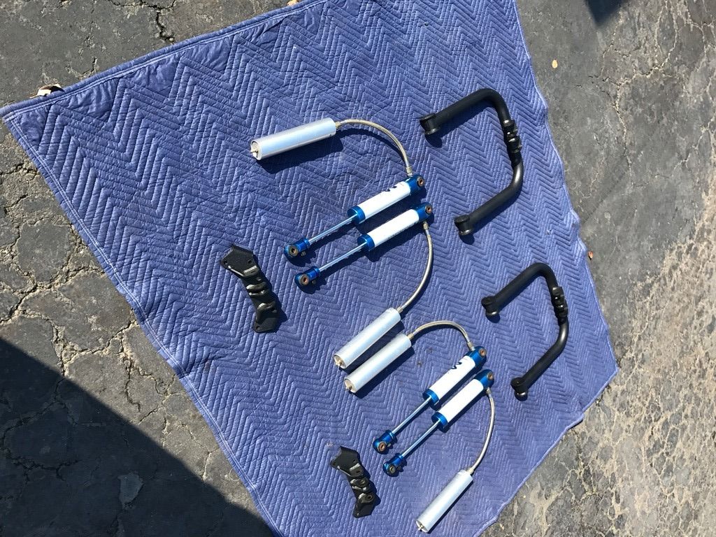 Dual Front Reservoir Shocks w/ Hoops for Duramax, MX6 Adjustable