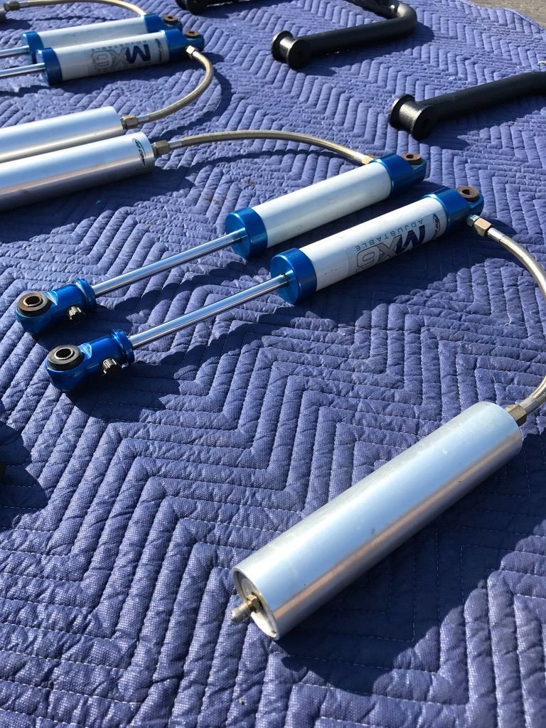 Dual Front Reservoir Shocks w/ Hoops for Duramax, MX6 Adjustable