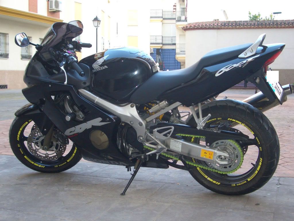 moto021-1.jpg